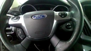2012-2014 Ford Focus Black Steering Wheel Air Bag - Left (Driver) (Used OEM)