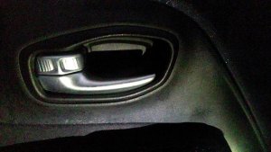 2016-2023 Fiat 500X Silver Rear Interior Door Handle (Used OEM)