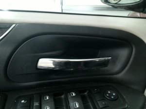 2008-2020 Dodge Grand Caravan Chrome Interior Door Handle - Right (Passenger) (Used OEM)