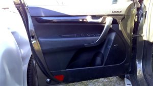 2014-2015 Kia Sorento Brown Door Interior Trim Panel with Power Windows and Locks - Front (Used OEM)