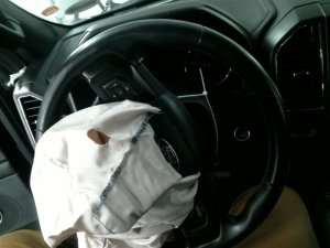 2018-2021 Ford Expedition Black Tilt Steering Column with Cruise and Radio Controls (Used OEM)