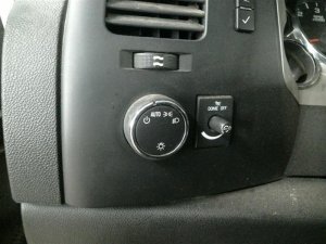 2007-2013 Chevrolet Avalanche 4WD Headlight and Trailer Brake Switch (Used OEM)
