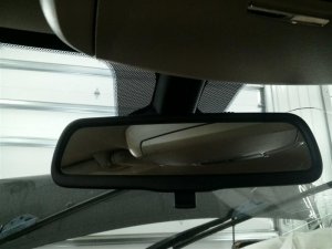 2014-2015 Dodge Durango Manual Dimming Interior Rear View Mirror (Used OEM)