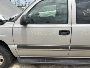 2001-2006 Chevrolet Silverado 3500 Silver Front Textured Exterior Door Handle - Left (Driver) (Used OEM)