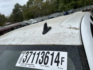 2007-2013 Chevrolet Avalanche Roof Antenna Base (Used OEM)