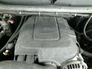 2007-2014 GMC Yukon 6.2L Engine Cover (Used OEM)
