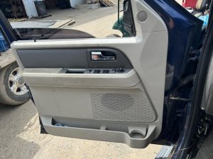 2007-2014 Lincoln Navigator Gray Door Interior Trim Panel - Front, Right (Passenger) (Used OEM)
