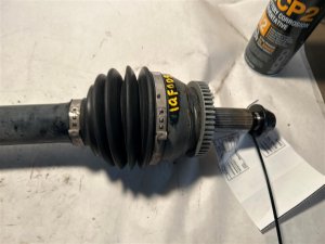 2014-2015 Kia Sorento Drive Axle Shaft - Right (Passenger) (Used OEM)