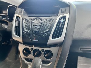 2012-2014 Ford Focus 4.2-Inch Infotainment Display Screen (Used OEM)