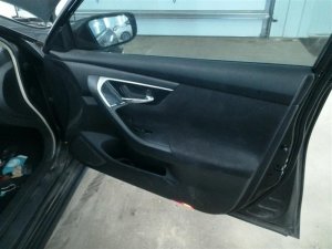 2013-2018 Nissan Altima Black Door Interior Trim Panel - Front, Right (Passenger) (Used OEM)
