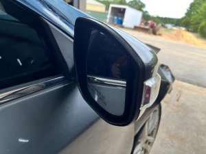 2013-2018 Nissan Altima White Power Door/Side View Mirror with LED Signal Lamp - Right (Passenger) (Used OEM)