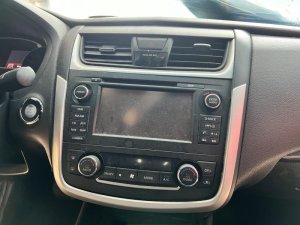 2016 Nissan Altima AM-FM-CD Navigation Radio Display with 7-Inch Touch Screen (Used OEM)