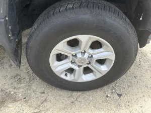 2014-2024 Toyota 4Runner 17-inch 6-Spoke Silver Painted Alloy Wheel (Used OEM)
