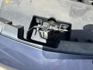 2013-2015 Chevrolet Malibu Hood Latch (Used OEM)