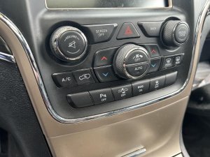 2014-2015 Jeep Grand Cherokee Automatic Dual-Zone Temperature Control (Used OEM)
