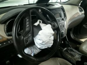 2013-2014 Hyundai Santa Fe Tan Tilt and Telescopic Steering Column (Used OEM)