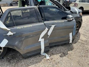 2015 Ford Police Interceptor Utility Gray Exterior Door Handle - Right (Passenger) (Used OEM)