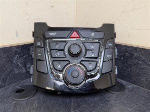 2013-2017 Hyundai Elantra GT Manual Temperature Control (Used OEM)