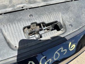 2015-2017 Hyundai Sonata Door Latch Assembly - Left (Driver) (Used OEM)