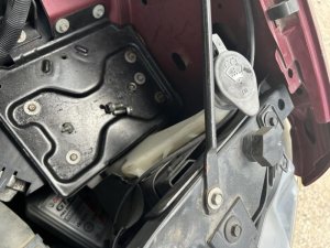 2007-2014 GMC Yukon Washer Fluid Reservoir Assembly with Pumps (Used OEM)
