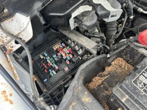 2018-2020 Ford F-150 Underhood Engine Fuse Box Assembly (Used OEM)