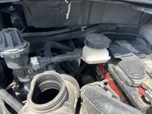 2007-2010 Lincoln MKX Brake Master Cylinder (Used OEM)