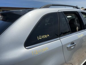 2007-2015 Lincoln MKX Quarter Glass with Chrome Trim - Right (Passenger) (Used OEM)