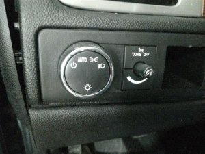 2007-2013 Chevrolet Avalanche Headlight Switch (Used OEM)