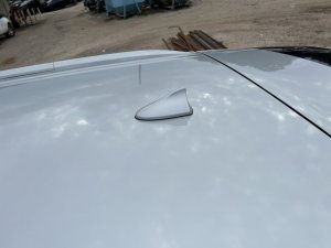 2015-2017 Nissan Murano Roof Mounted Antenna (Used OEM)
