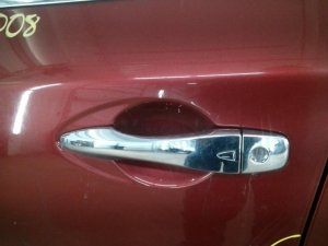2013-2018 Nissan Altima Chrome Chrome Exterior Door Handle Assembly - Front, Left (Driver) (Used OEM)