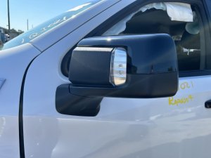 2019-2023 Chevrolet Silverado 1500 Black Power Door/Side View Mirror - Left (Driver) (Used OEM)