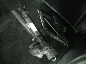 2015-2020 Ford F-150 Scissor Jack Assembly (Used OEM)