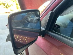 2016-2017 Jeep Patriot Black Power Door/Side View Mirror - Left (Driver) (Used OEM)