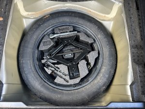 2010-2014 Subaru Legacy Scissor Jack and Tool Kit (Used OEM)