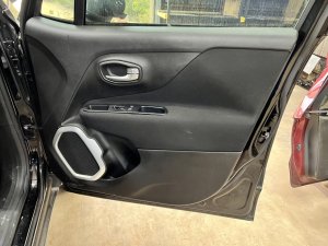 2015-2018 Jeep Renegade Black Door Interior Trim Panel - Front, Right (Passenger) (Used OEM)