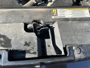 2005-2010 Chrysler 300 Hood Latch (Used OEM)