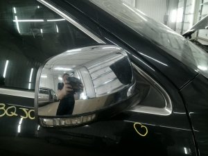 2011-2018 Jeep Grand Cherokee Chrome Power Heated Door/Side View Mirror with Signal Lamp - Right (Passenger) (Used OEM)