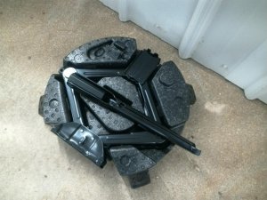 2015-2019 Lincoln MKC Scissor Jack (Used OEM)