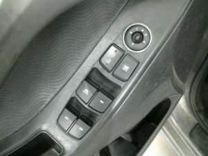 2011-2013 Hyundai Elantra Master Power Window and Door Lock Switch - Left (Driver) (Used OEM)