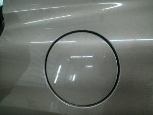2016-2018 Hyundai Tucson Brown Fuel Filler Door (Used OEM)
