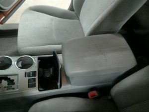 2008-2010 Toyota Highlander Gray Front Floor Console Panel (Used OEM)