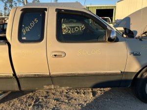 1997-2004 Ford F-150 Tan Exterior Door Handle - Right (Passenger) (Used OEM)