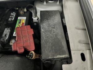 2012-2014 Ford Edge Underhood Engine Fuse Box Assembly (Used OEM)