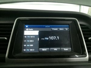 OEM Black AM-FM-XM Radio with Display for 2018-2019 Hyundai SONATA (OEM)