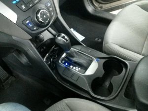 2017-2018 Hyundai Santa Fe Sport Black Front Floor Console (Used OEM)