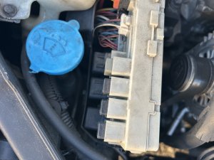 2004 Nissan Altima Intelligent Power Distribution Module (Used OEM)