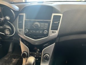 2014 GMC Terrain AM/FM CD MP3 USB Radio Receiver with 7-Inch Touchscreen (Used OEM)