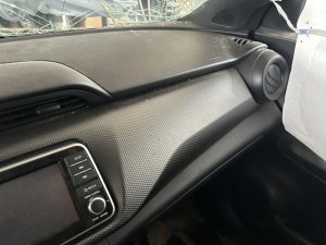 2018-2019 Nissan Kicks Black Dashboard Air Bag - Right (Passenger) (Used OEM)
