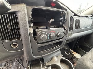 2003-2004 Dodge Dakota HVAC Control (Used OEM)
