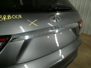 2014-2020 INFINITI QX60 Chrome Chrome Rear Body Panel Finish Panel (Used OEM)